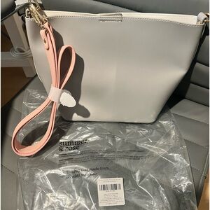Summer and Rose NWT Bucket bag